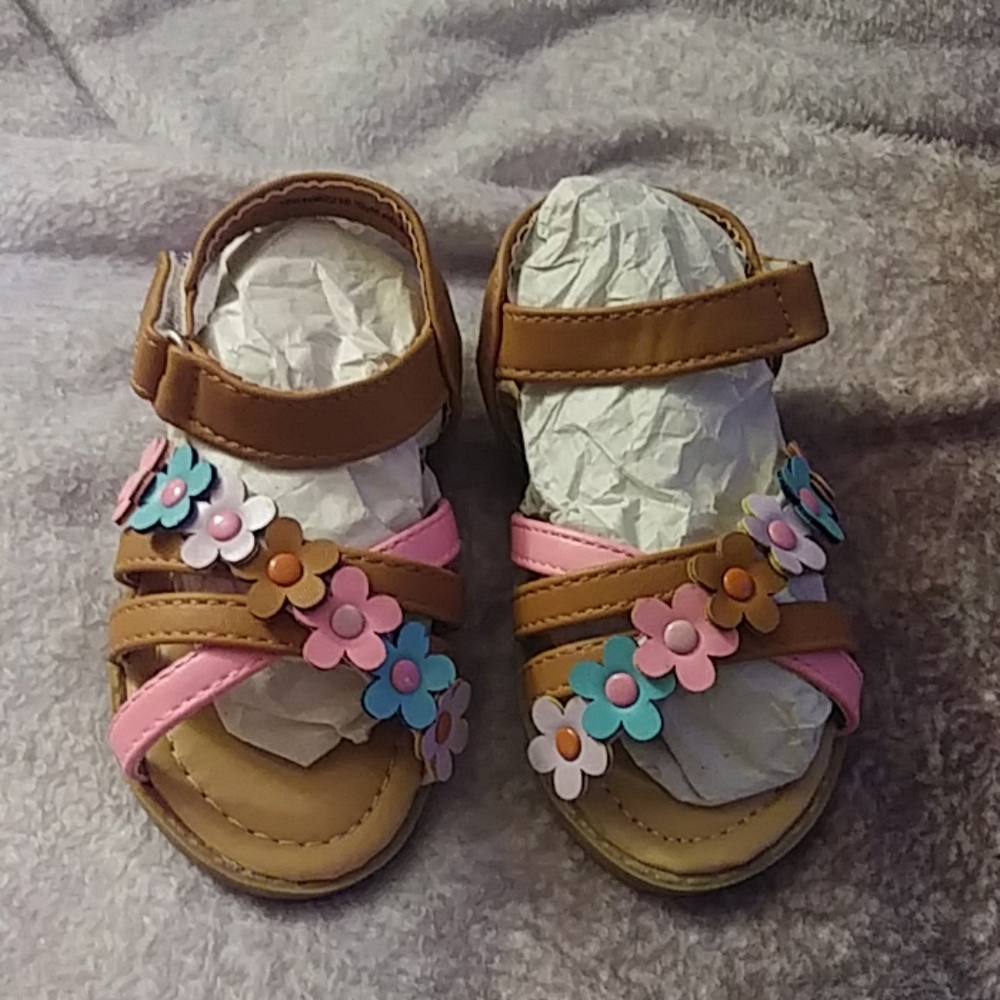 Flower sandals